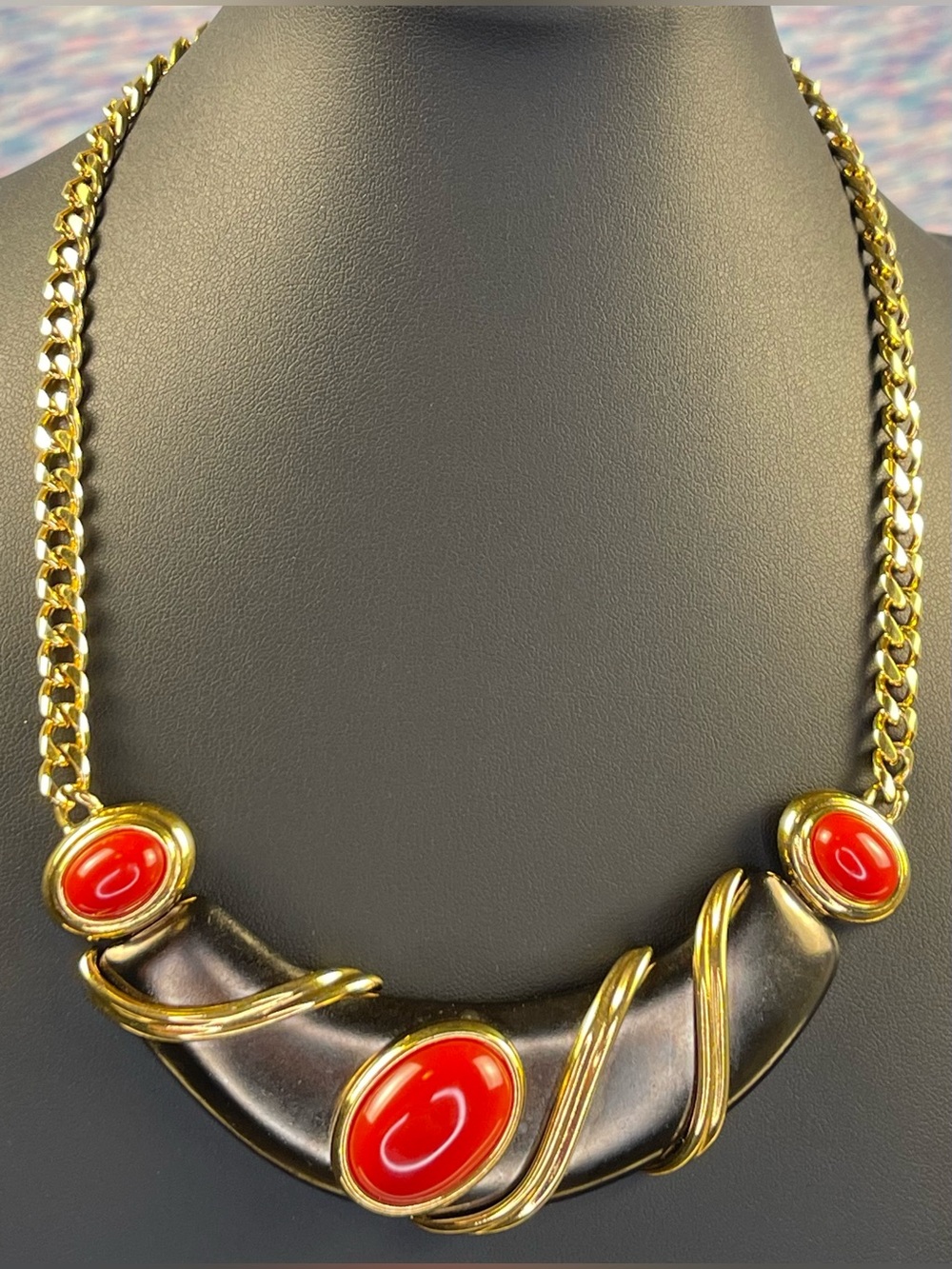 Vintage 80s Monet Large Gun metal Red and Goldtone Mod Choker